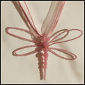Pendentif  Libellule ~ Rose